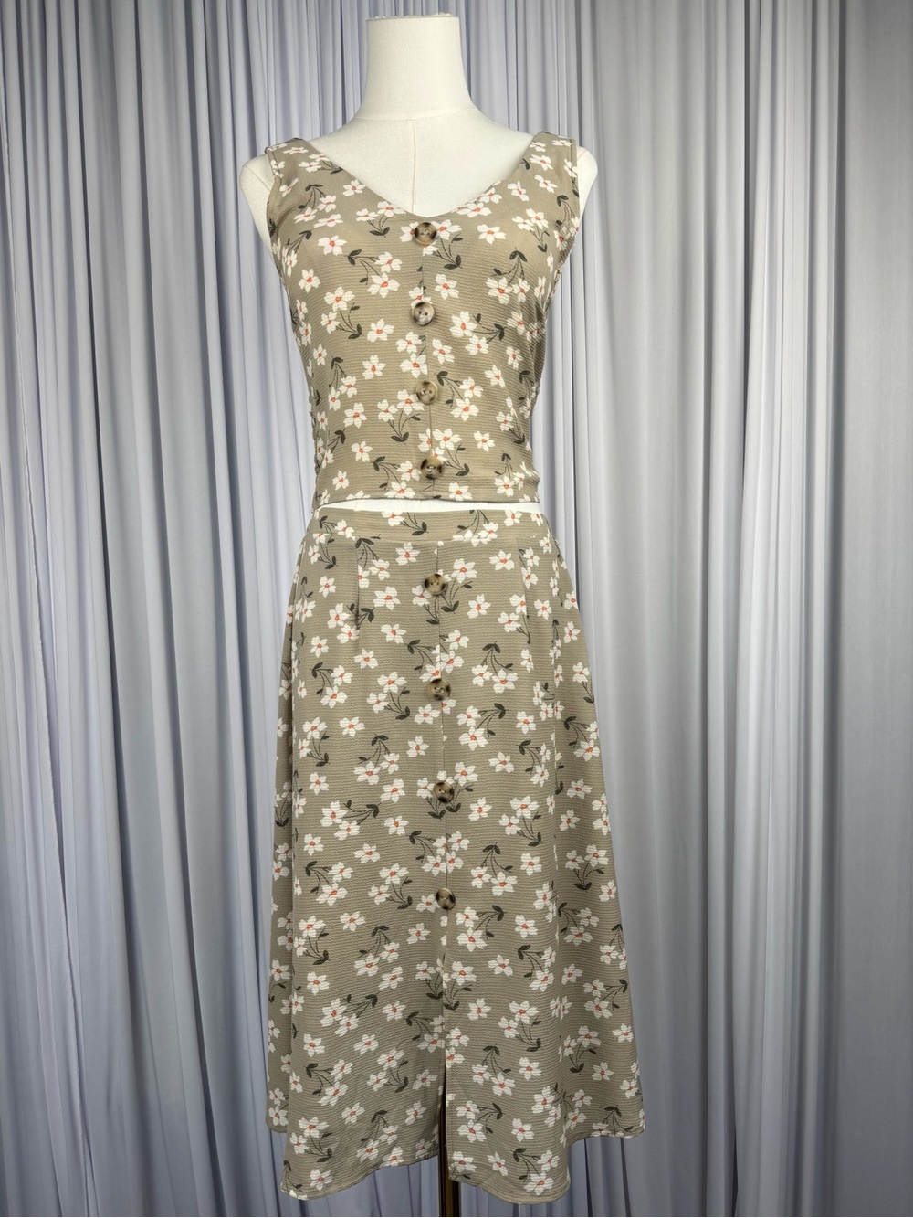 Monteau Los Angeles Co-ord 2-Piece Maxi Skirt & Tank Set Beige White Floral SM